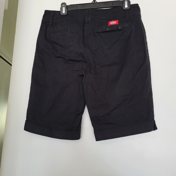NWOT Dickies Girl Black Bermuda Shorts Uniform Size 11/30‎ - Picture 2 of 7